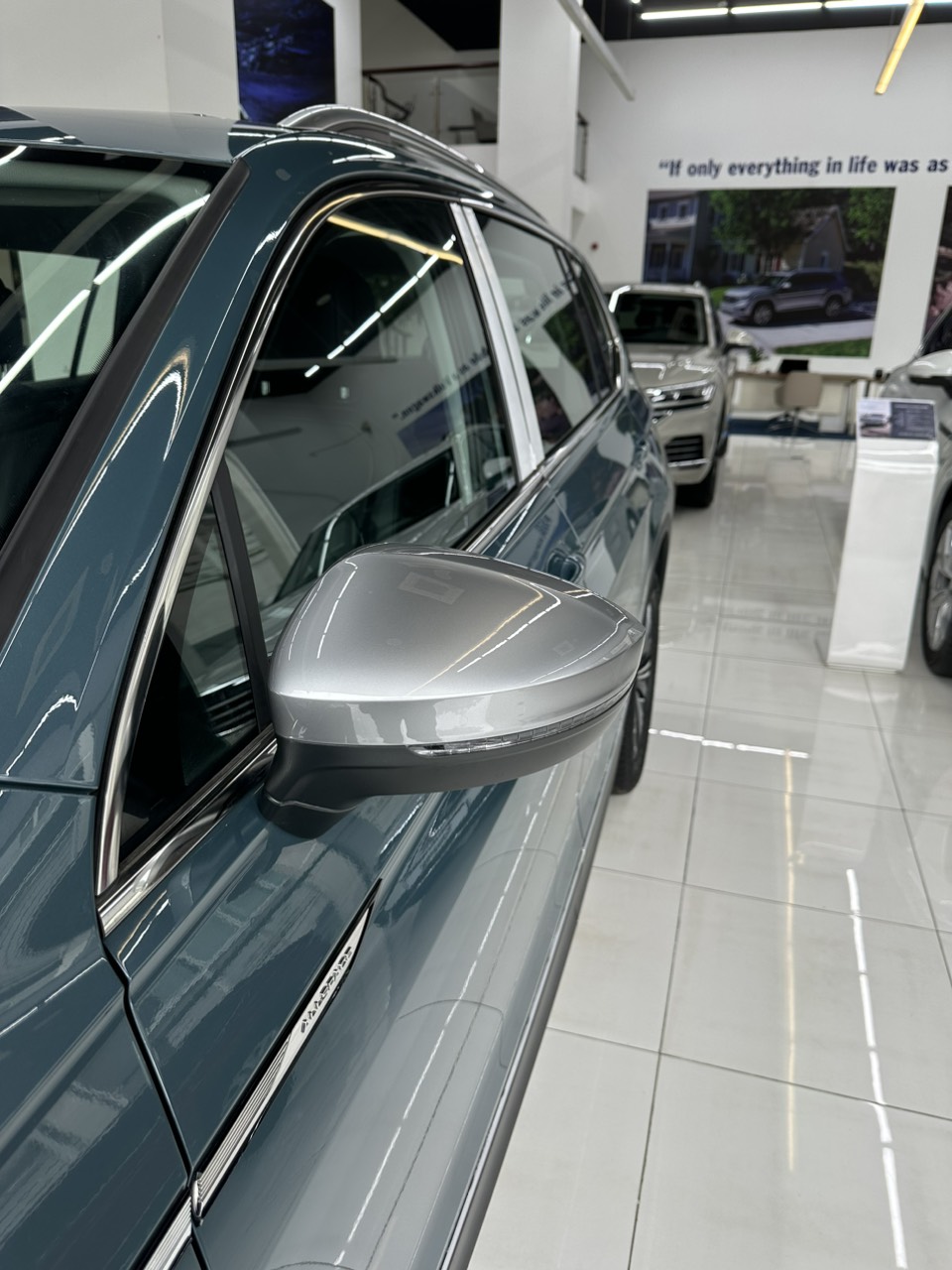 Volkswagen Tiguan Facelift 2021 - 2021, xe nhập - KM 100% trước bạ và ưu đãi riêng của đại lí