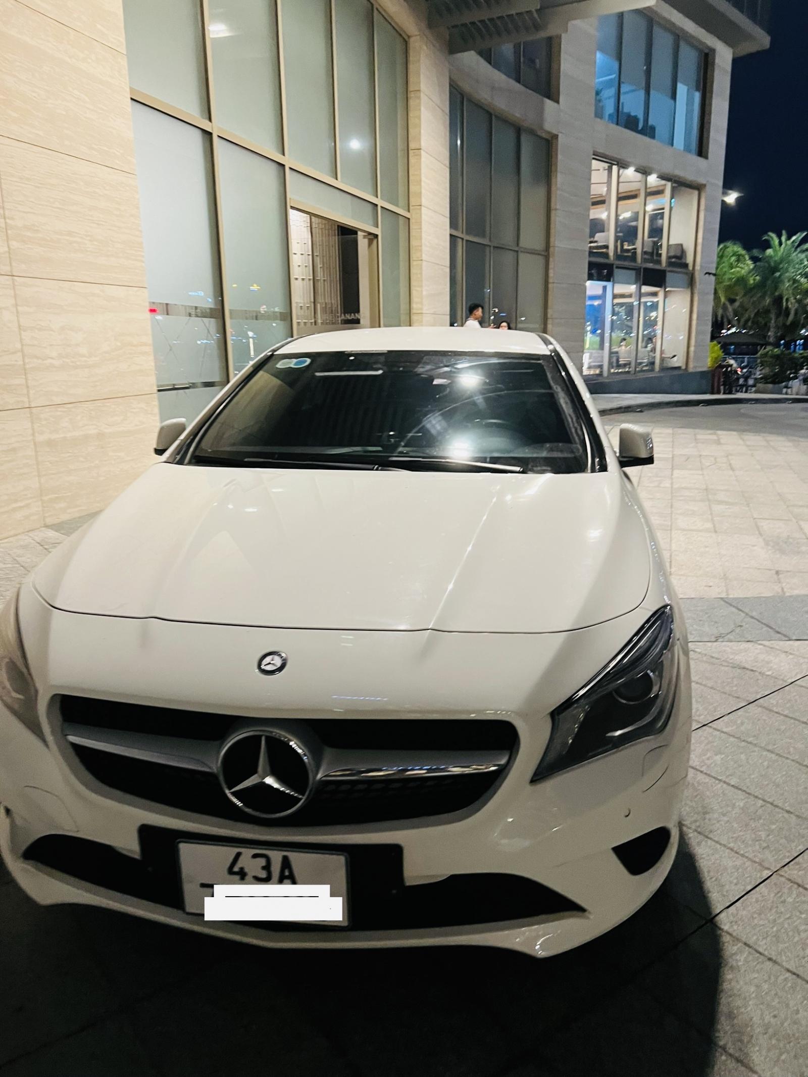 Mercedes-Benz CLA 200 2015 -  Chính chủ bán Xe MEC CLA 200 2015 màu trắng