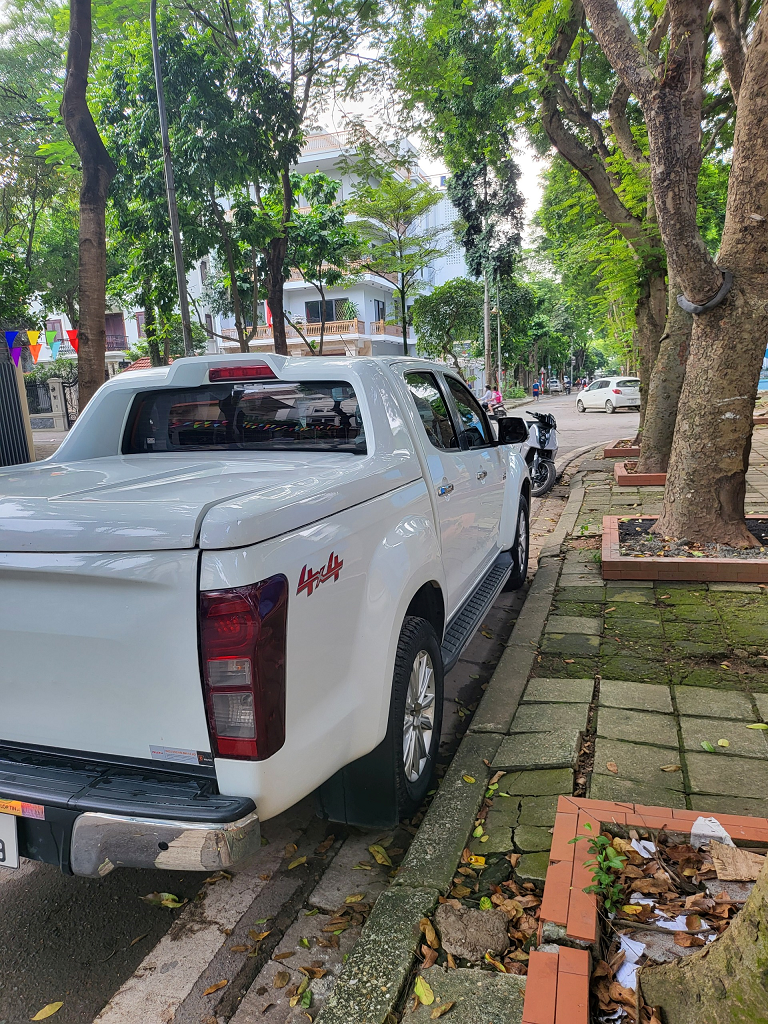 Isuzu Dmax 2019 - Hàng hiếm cho các bác đi cày Dmax 2019 4x4 MT, máy 1.9