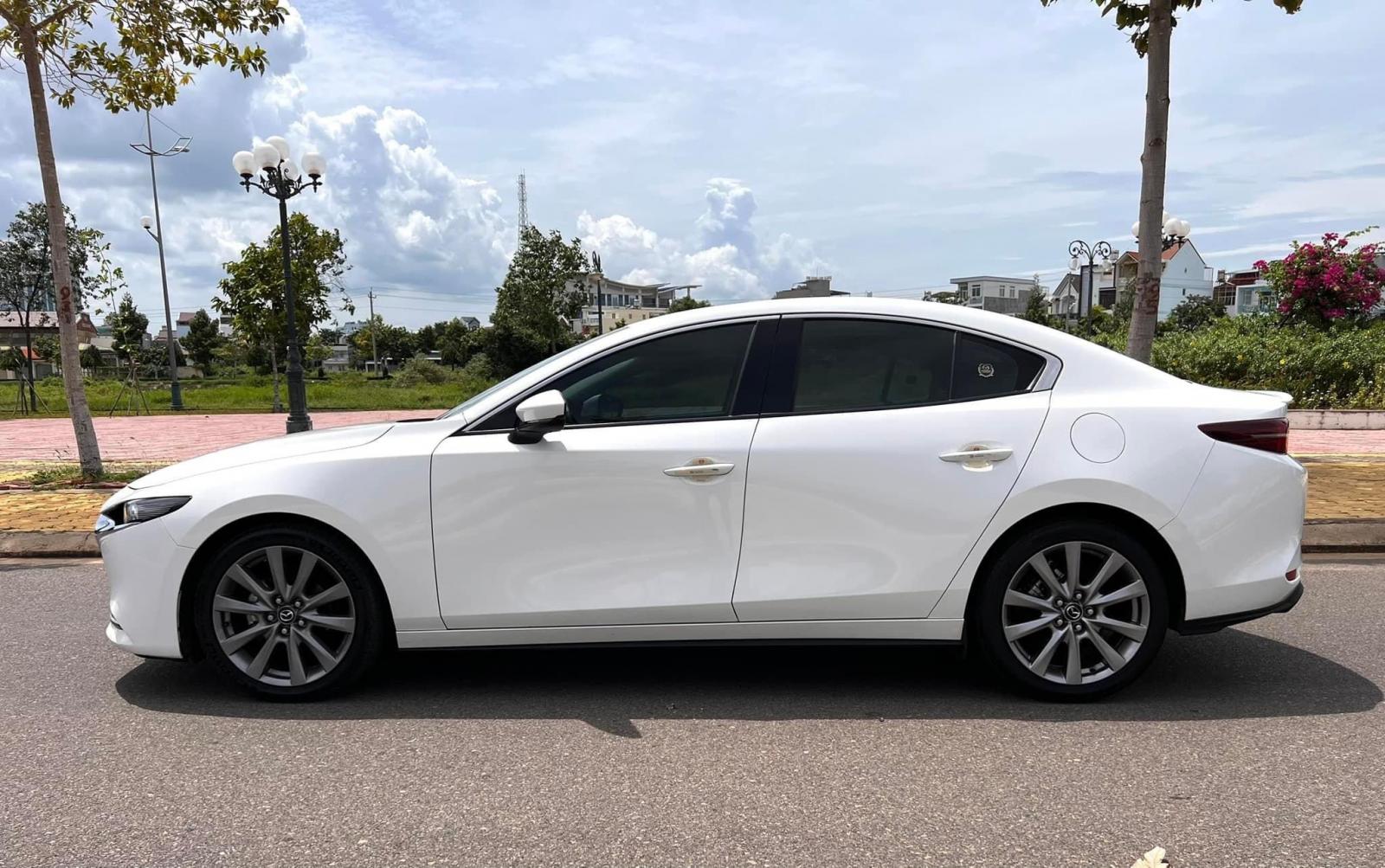 Mazda 3 2020 - CHÍNH CHỦ CẦN BÁN CHIẾC XE MAZDA 3 2.0L SPORT SIGNATURE PREMIUM 2020 TẠI TP. PHAN THIẾT - TỈNH BÌNH THUẬN 