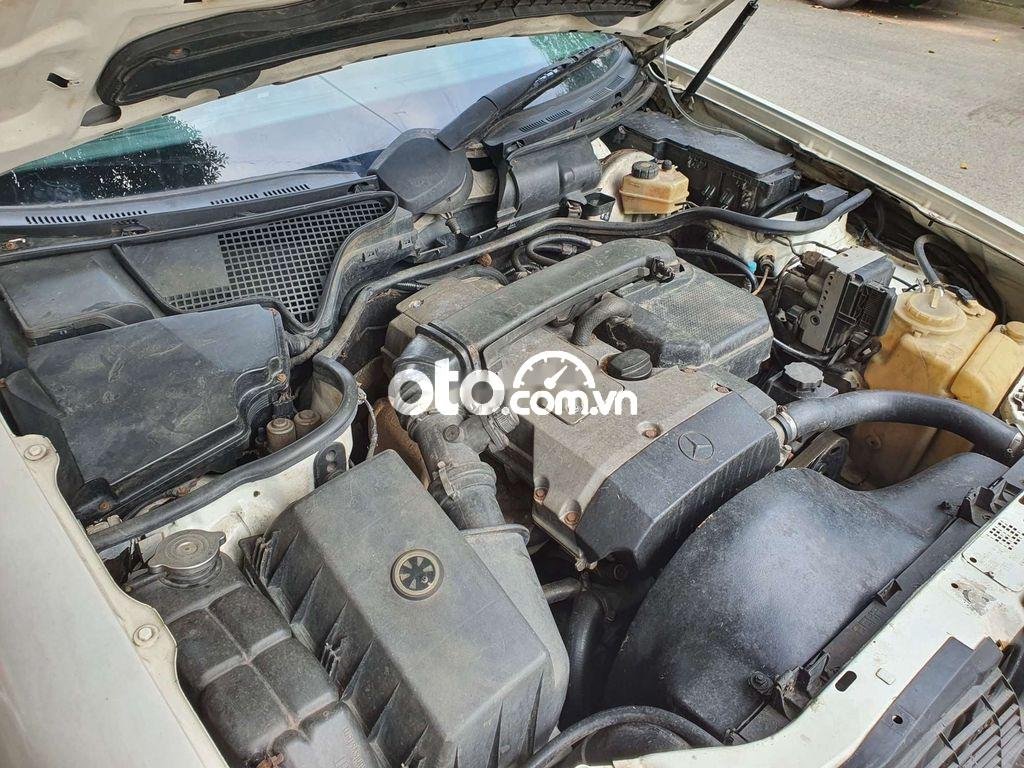 Mercedes-Benz E230 Mercedes E230 2.2 MT 1996 Nhập Đức BSTP dễ thương. 1996 - Mercedes E230 2.2 MT 1996 Nhập Đức BSTP dễ thương.