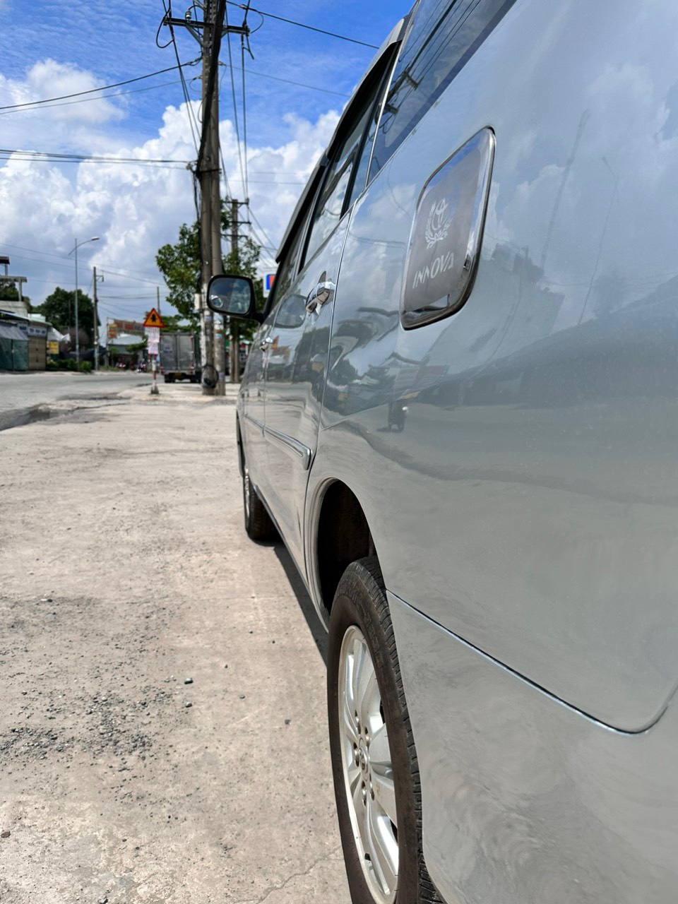 Toyota Innova 2011 - GIA ĐÌNH CẦN BÁN XE INNOVA SẢN XUẤT 2011