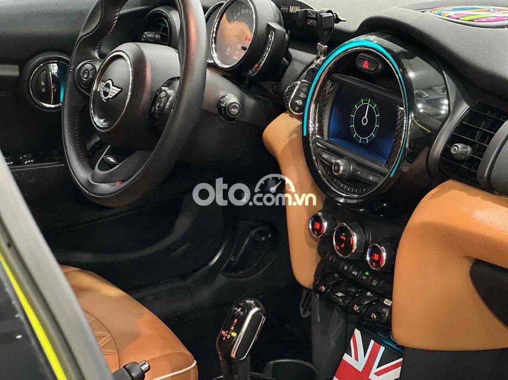 Mini Cooper LONGANHAUTO về   LCI sx2018 siêu lướt😍 2018 - LONGANHAUTO về Mini Cooper LCI sx2018 siêu lướt😍