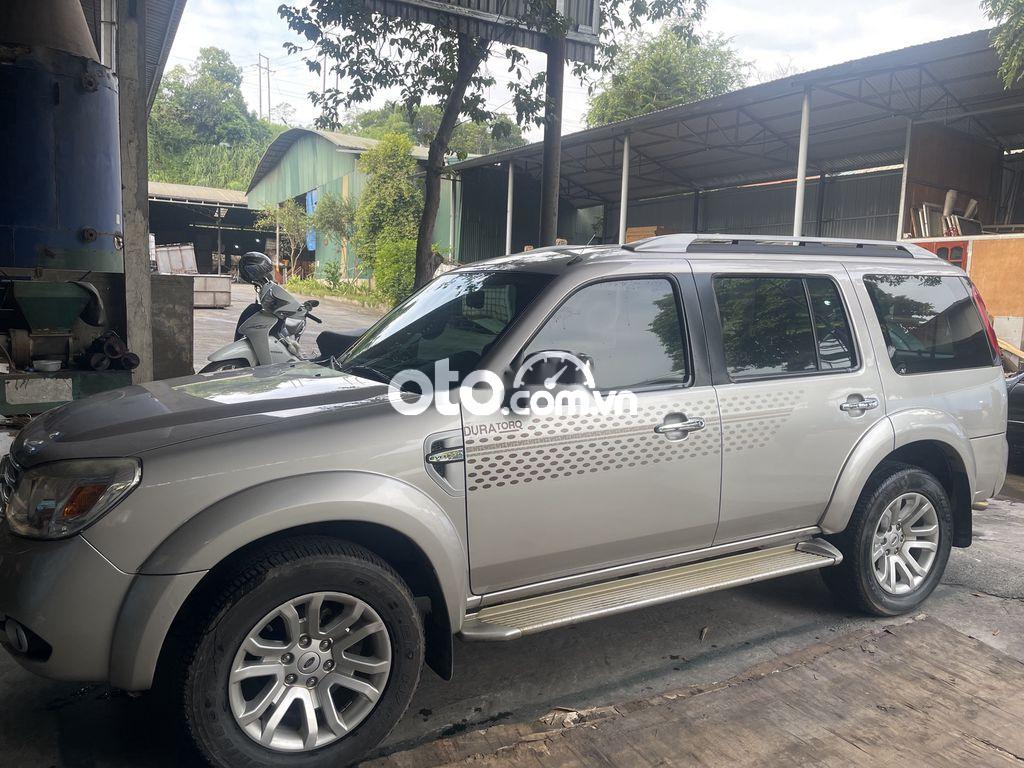 Ford Everest   năm 2014 MT, long lanh 1 chủ 2014 - Ford everest năm 2014 MT, long lanh 1 chủ