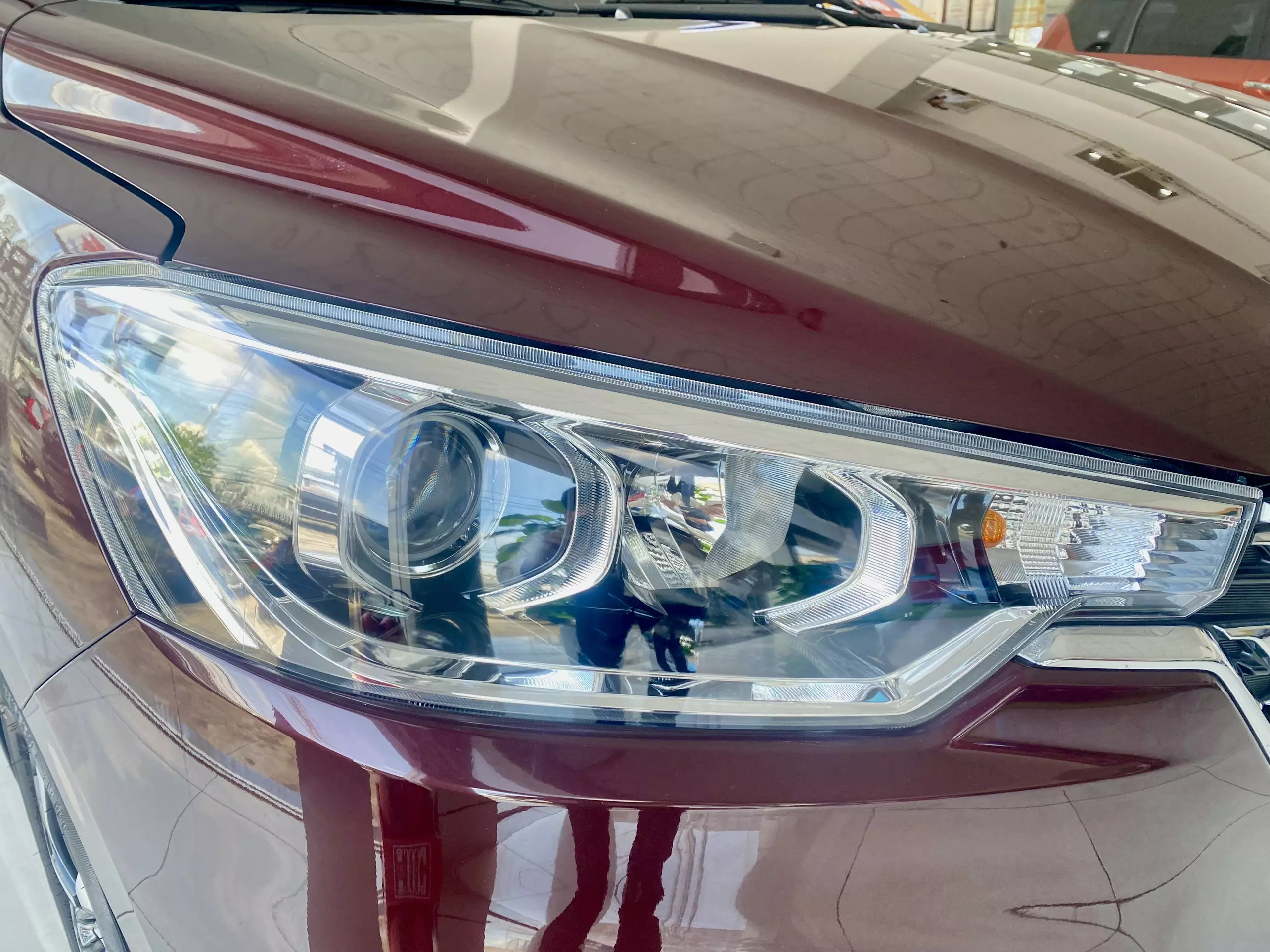 Suzuki Ertiga 2023 - SUZUKI ERTIGA HYBRID * GIÁ NIÊM YẾT: 608.000.000 VNĐ 