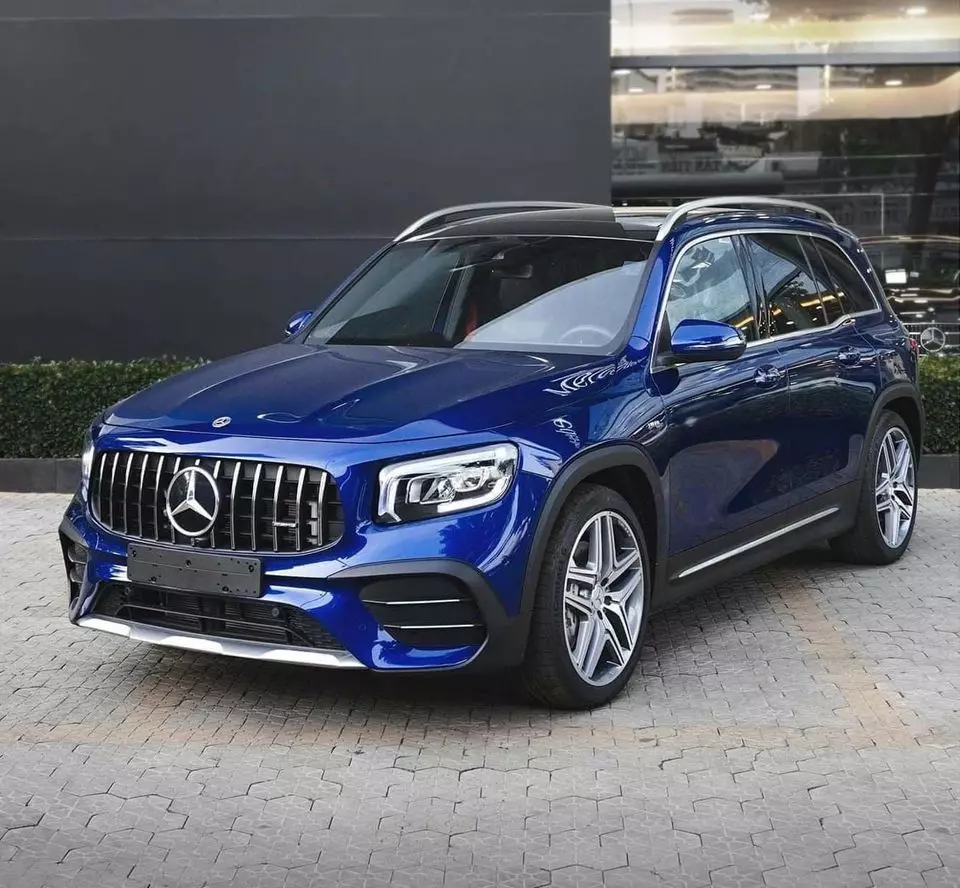 Mercedes-Benz GLB 35 2023 - GLB35 AMG  4Matic : giá 2,526 tỷ : đã sử dụng, chạy 35km