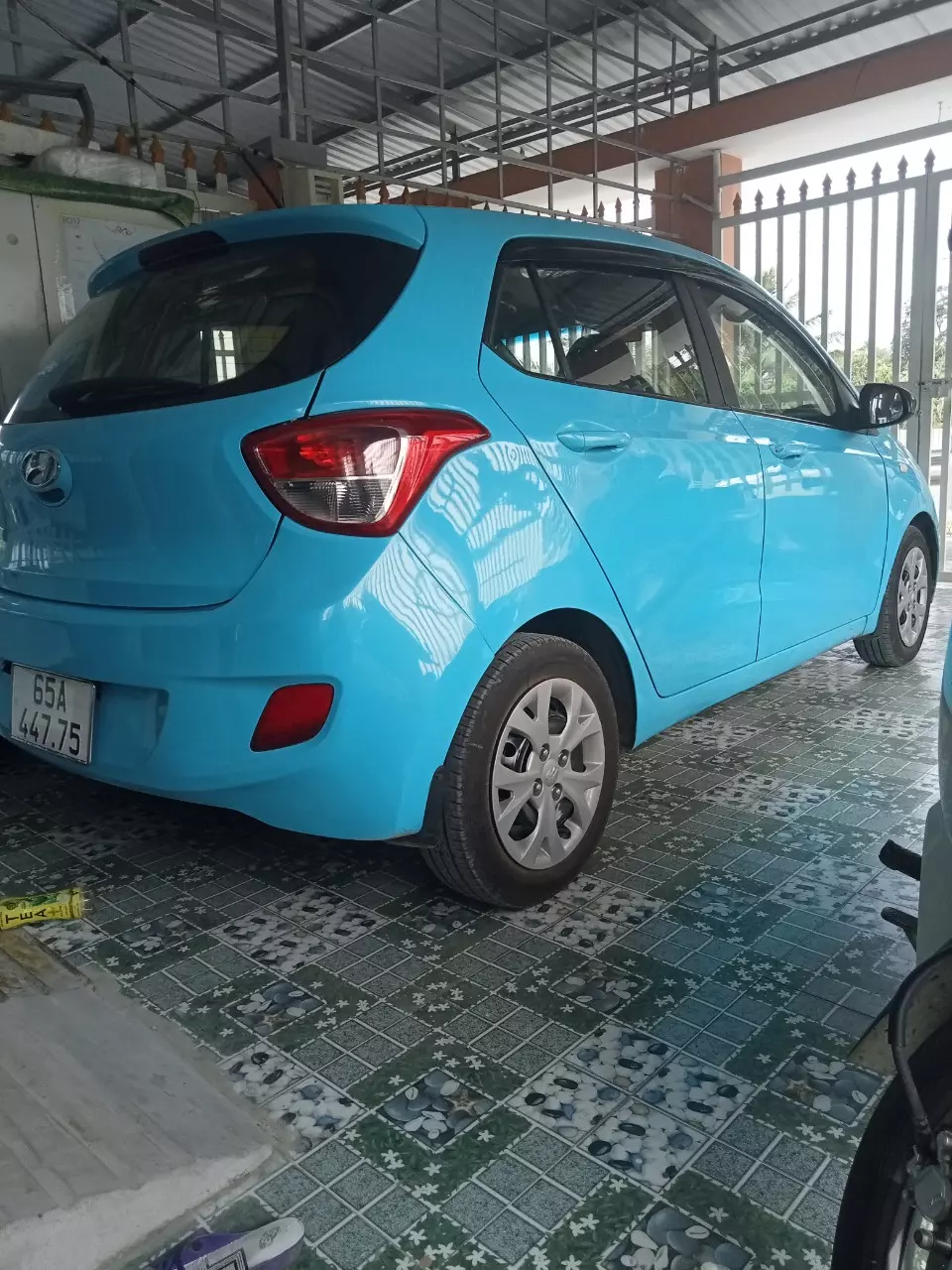 Hyundai Grand i10 2016 - Chính chủ bán xe HYUNDAI GRAND I10  sản xuất năm 2016