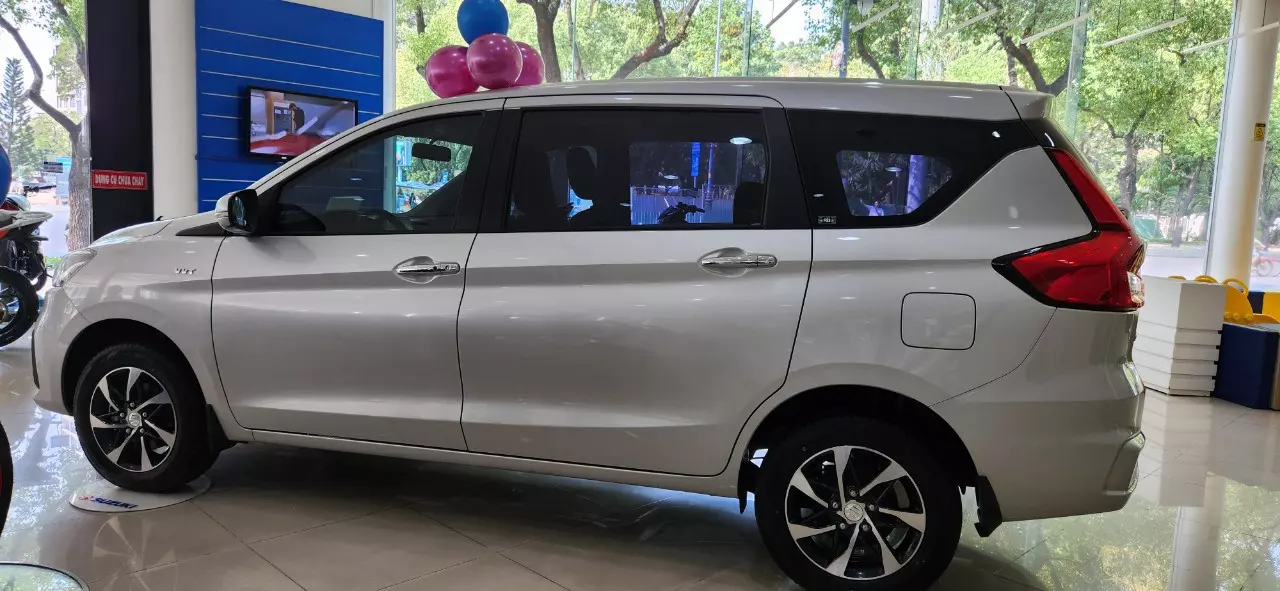 Suzuki Ertiga 2024 - Chương trình tổng giảm giá tháng 03/2024: ► Giá xe : 608.00.000  ►Giảm  89.000.000