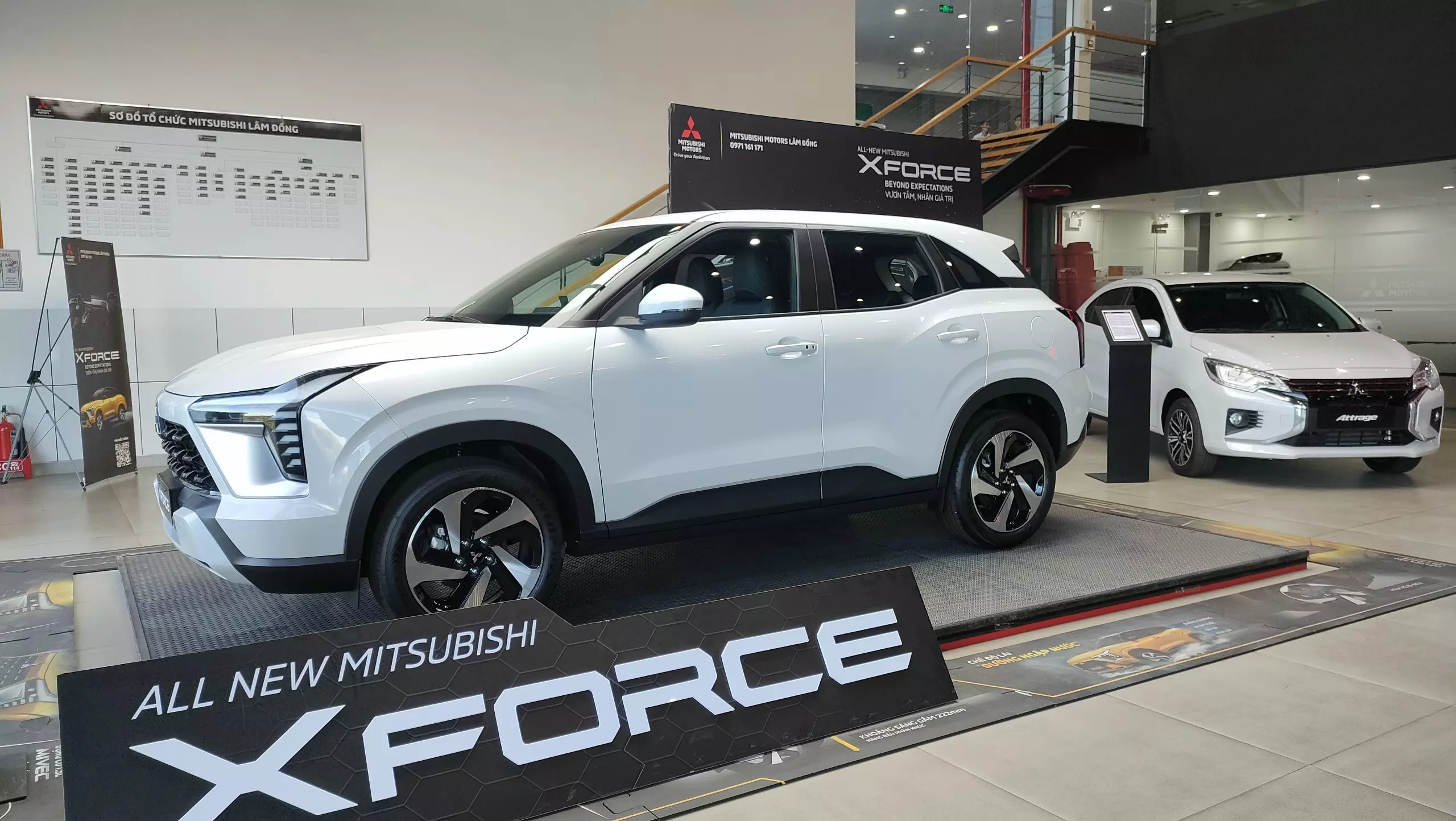 Mitsubishi Xpander Cross 2023 - MITSUBISHI Ưu đãi tặng theo tuỳ phiên bản và dòng xe