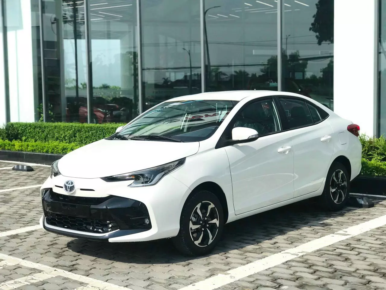 Toyota Vios 2024 - Toyota Huế ưu đãi 100% trước bạ cho xe VIOS 