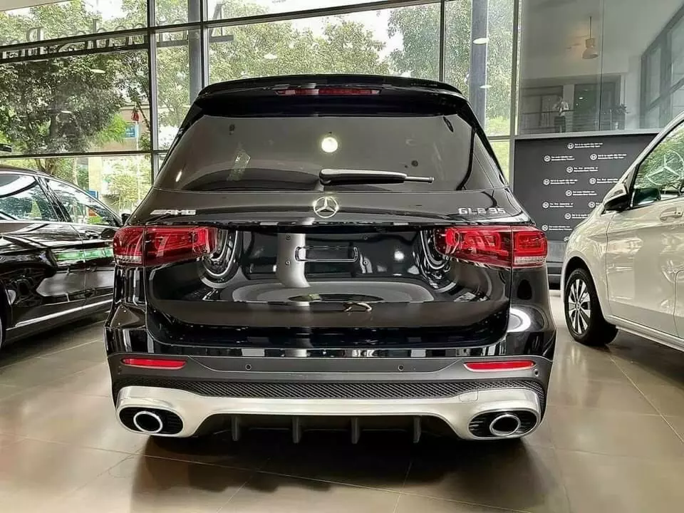 Mercedes-Benz GLB 35 2024 - GLB35 AMG 4Matic giá 2,230 tỷ, Xe nhập khẩu 100%