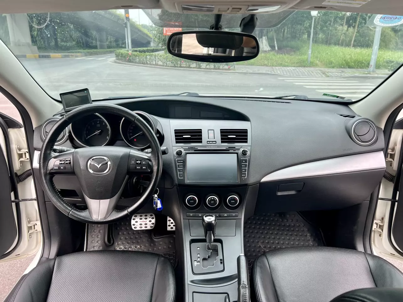 Mazda 3 2014 - BÁN XE MAZDA - 2014 - Giá 325TRIỆU .