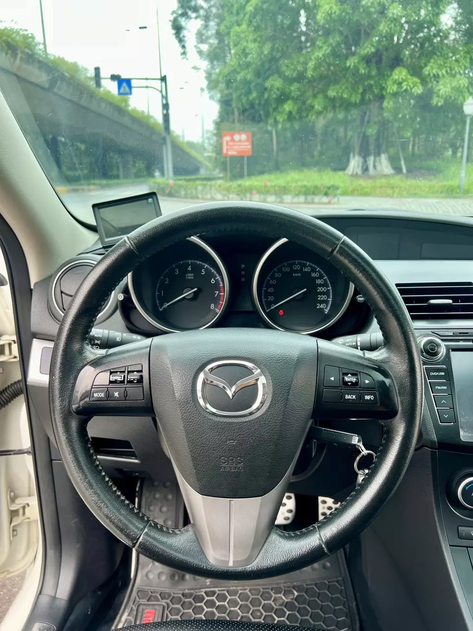 Mazda 3 2014 - BÁN XE MAZDA - 2014 - Giá 325TRIỆU .