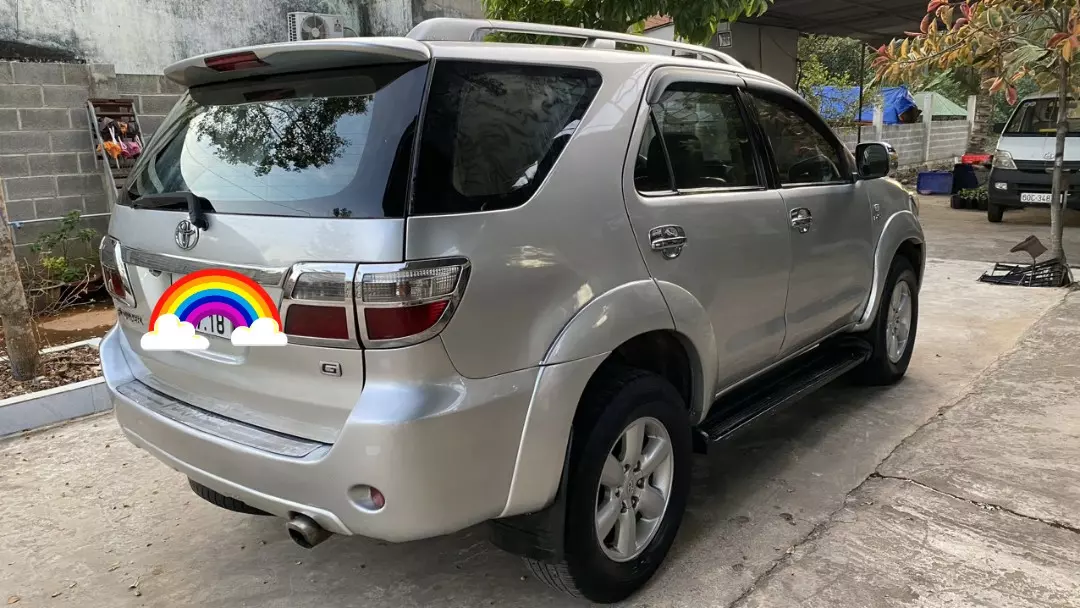 Toyota Fortuner 2010 - Chính chủ cần bán xe Toyota Fortuner 2.5G 2010 - Bạc - 78.000km