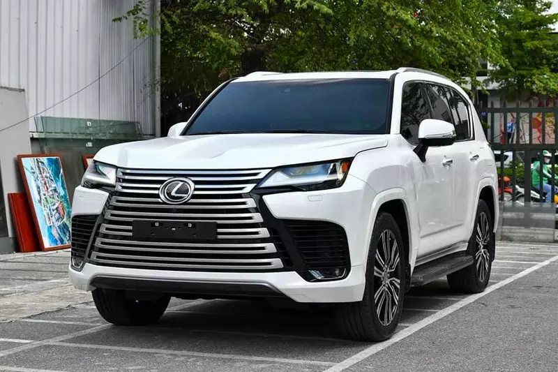 Lexus LX 600 Urban 7 chỗ 2024 - Bán Lexus LX 600 Urban 7 chỗ đời mới 2024, màu trắng, nhập khẩu chính hãng