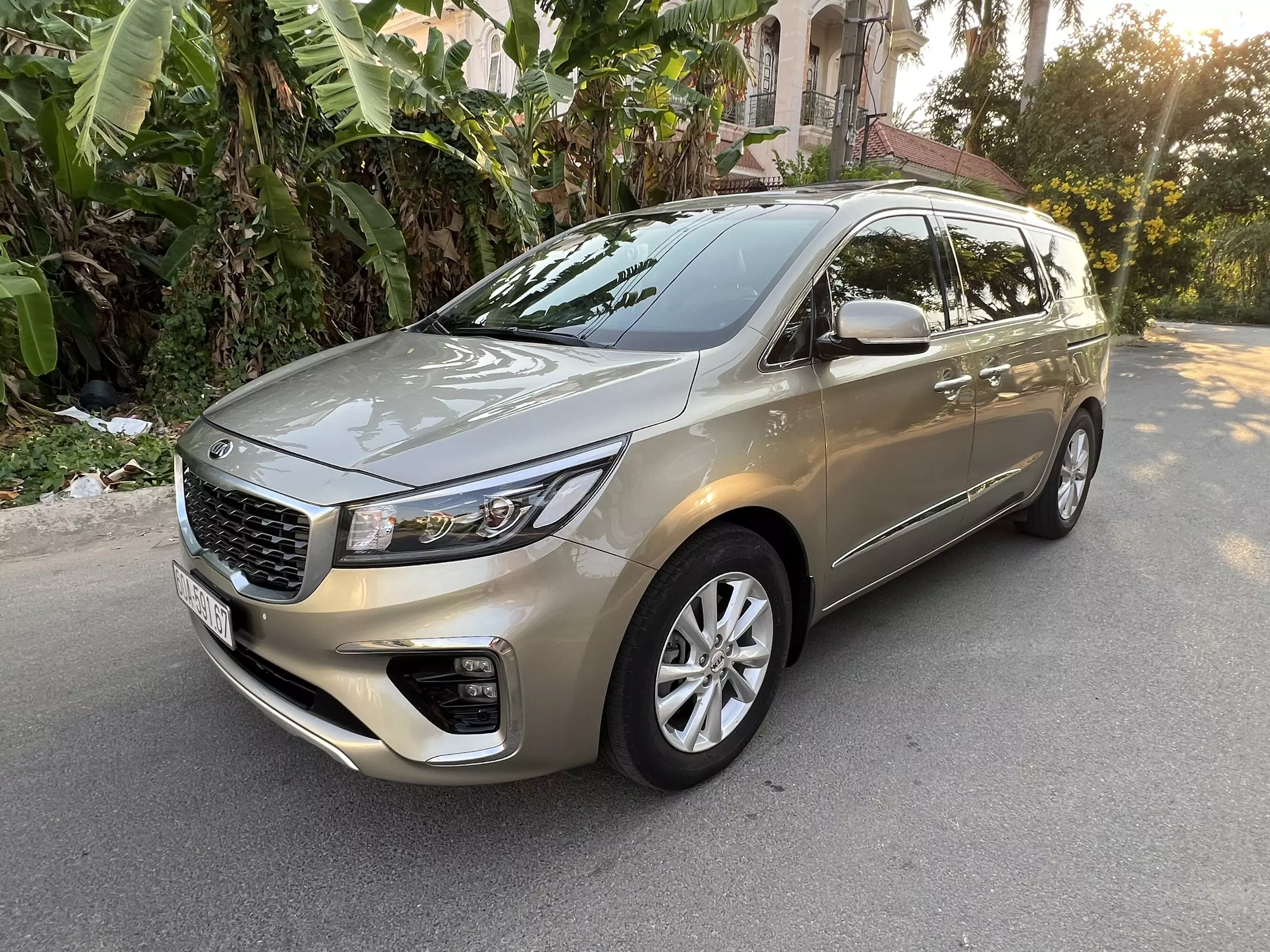 Kia Sedona luxury 2019 - Kia Sedona Full dầu 2019 giá 839tr