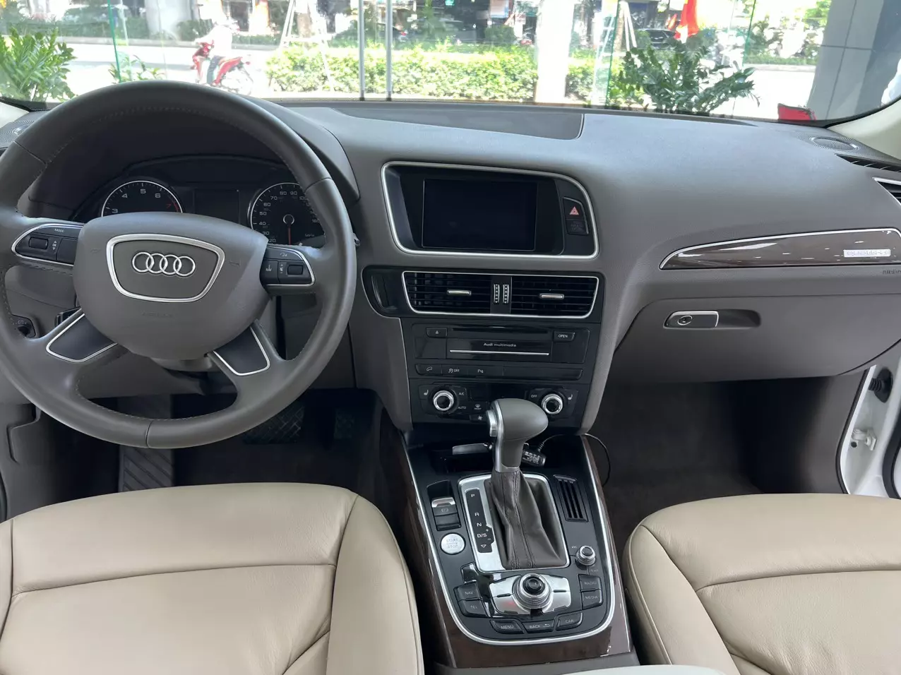 Audi Q5 Xuất Mỹ 2015 - Bán xe Audi Q5 Xuất Mỹ 2015 đăng ký 2017 xe một chủ đi rất giữ gìn 