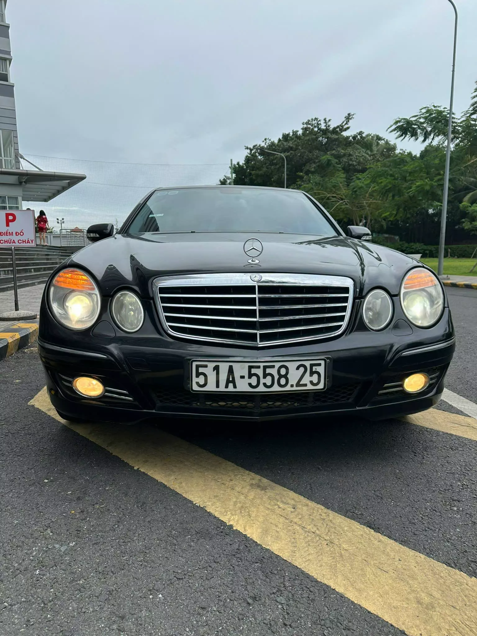 Mercedes-Benz E200 2006 - Chính Chủ Cần Bán Xe Mercedes - Benz Sản Xuất Năm 2006