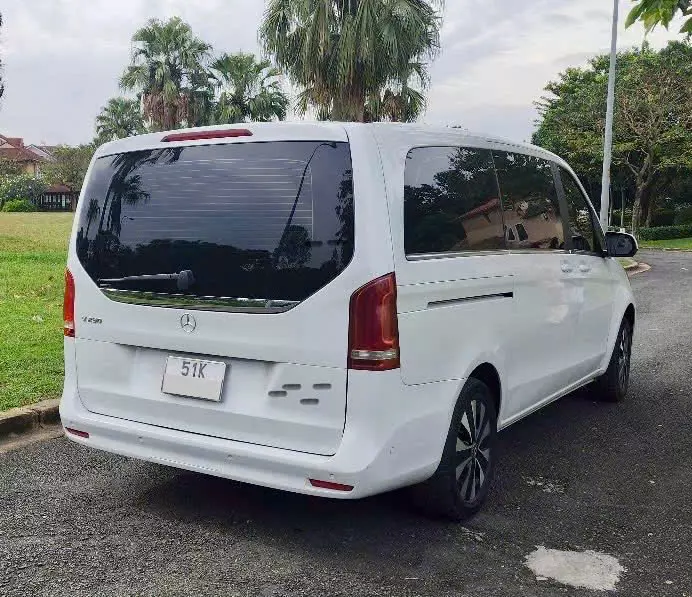 Mercedes-Benz 190 V250 Luxury 2021 - Chính chủ bán Mercedes V250 Luxury sx2021, bsHCM, còn bảo hành chính hãng