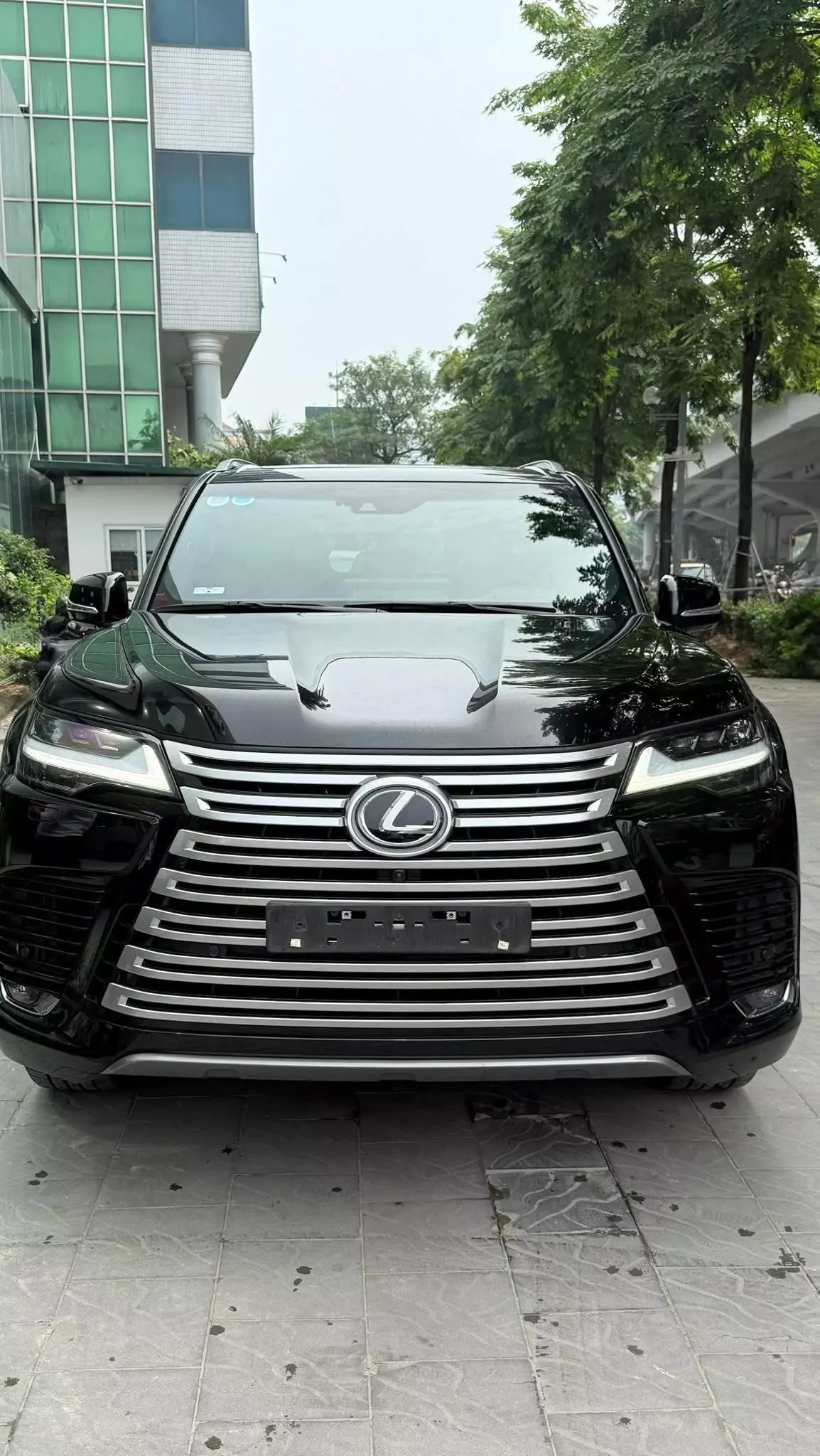 Lexus LX 600 Urban 7 chỗ  2023 - Lexus LX600 siêu lướt 7 chỗ, sản xuất 2023.
