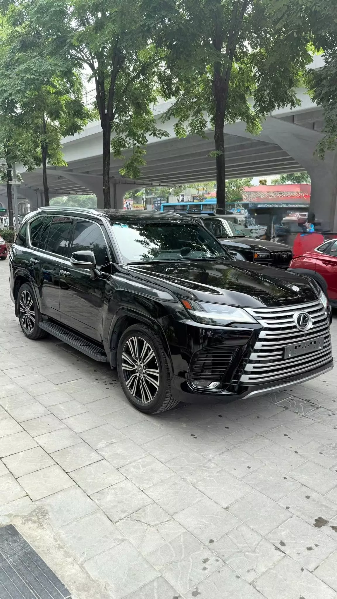 Lexus LX 600 Urban 7 chỗ  2023 - Lexus LX600 siêu lướt 7 chỗ, sản xuất 2023.
