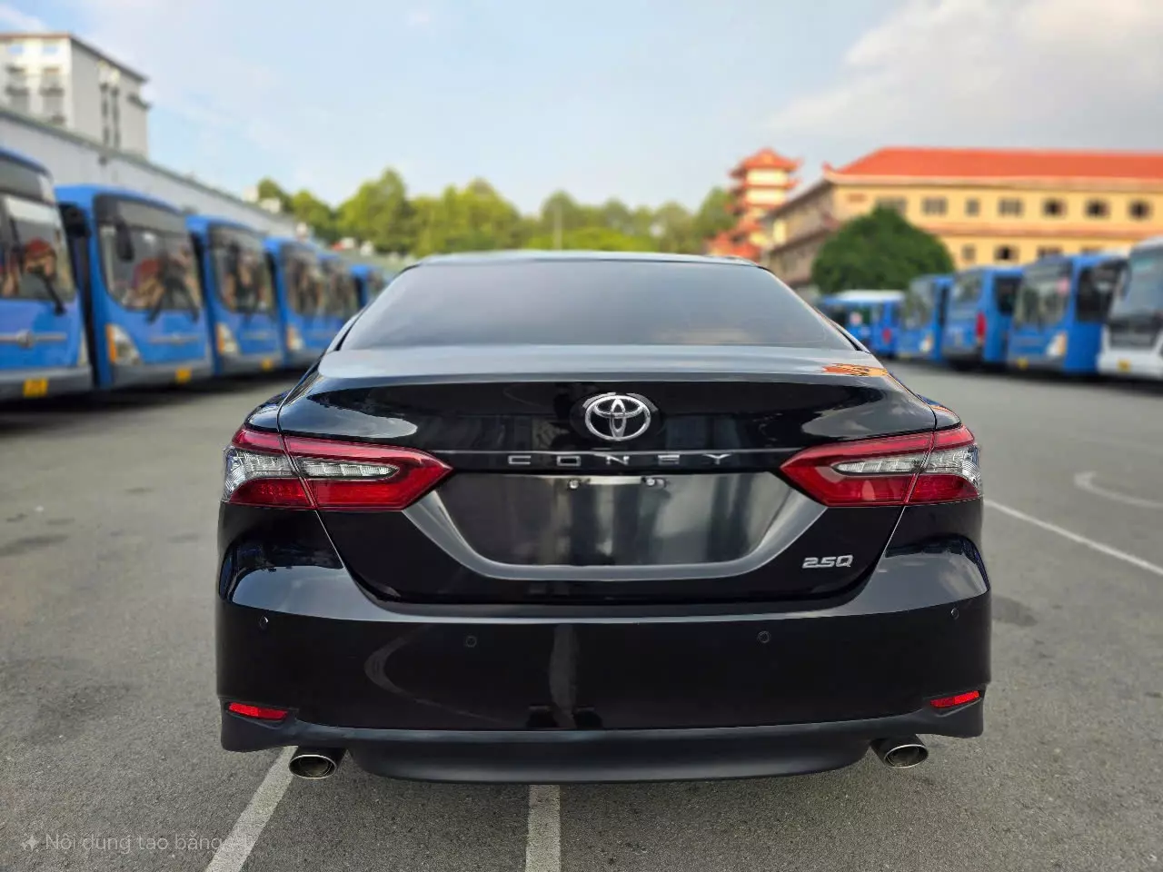 Toyota Camry 2.5Q 2022 - Cần bán lại xe Toyota Camry 2.5Q năm 2022, màu đen, nhập khẩu