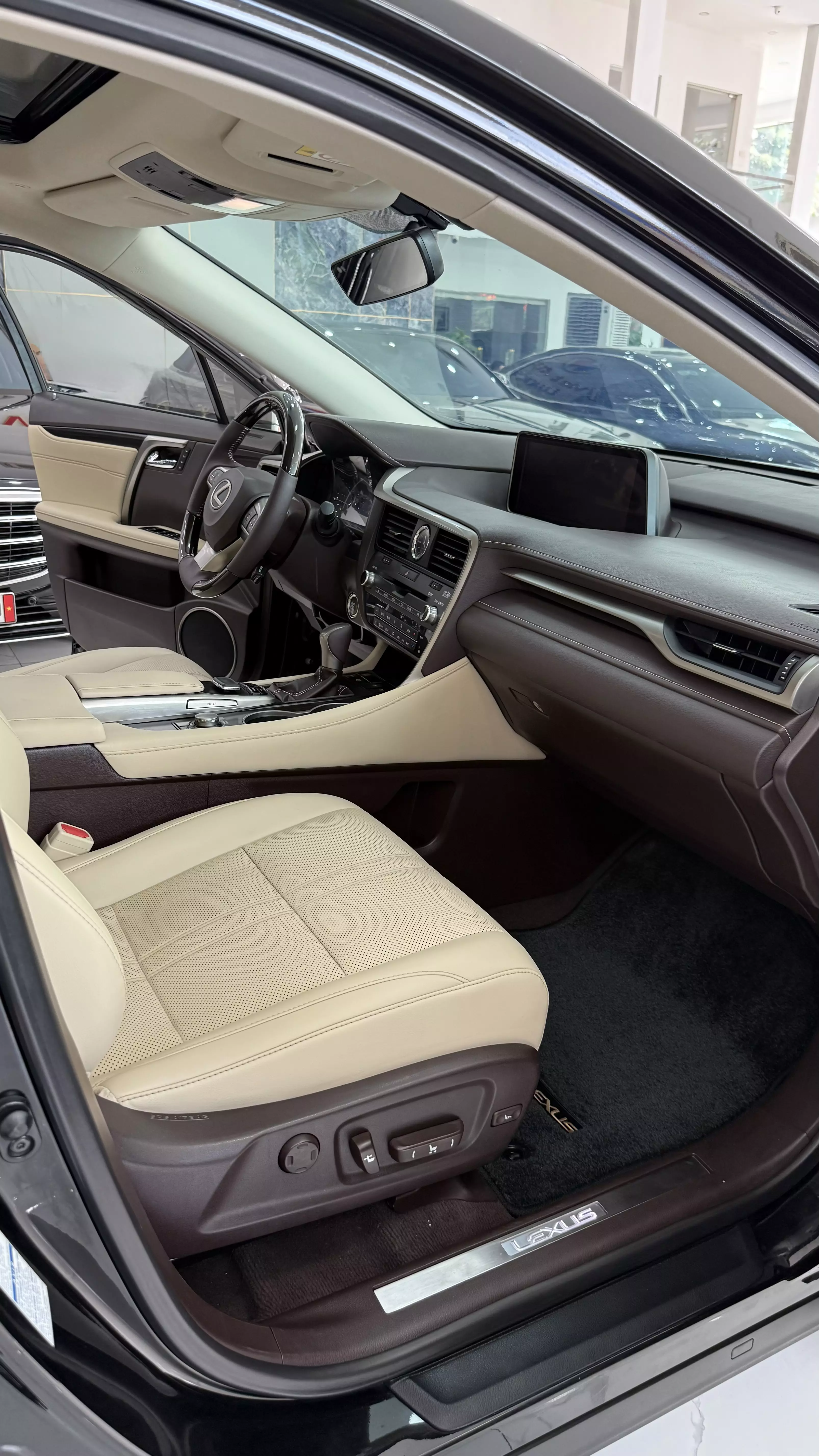 Lexus RX 350 2016 - Bán Lexus RX350 sản xuất 2016, 1 chủ. Full lịch sử hãng.