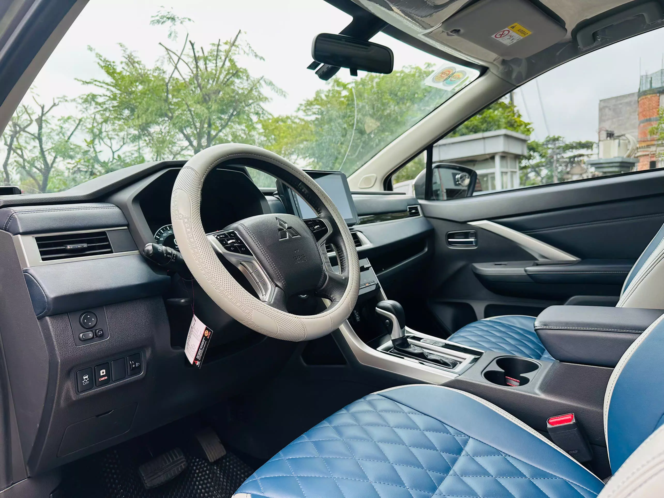 Mitsubishi Xpander Cross 2023 - Xpander Cross 2023 màu Nâu sang trọng – Xe lướt cực mới, full option, nhập Indonesia