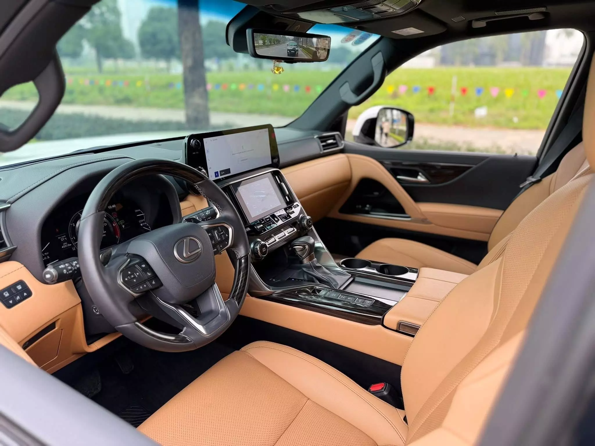 Lexus LX 600 Urban 07 chỗ  2023 - Bán Lexus LX600 Urbsn 07 chỗ, sản xuất 2023 siêu mới.