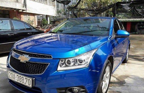 Cần Ban Xe Chevrolet Cruze đời 2011 Mau Xanh Lam Chinh Chủ