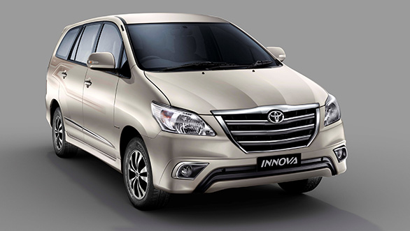 Toyota Innova 2015