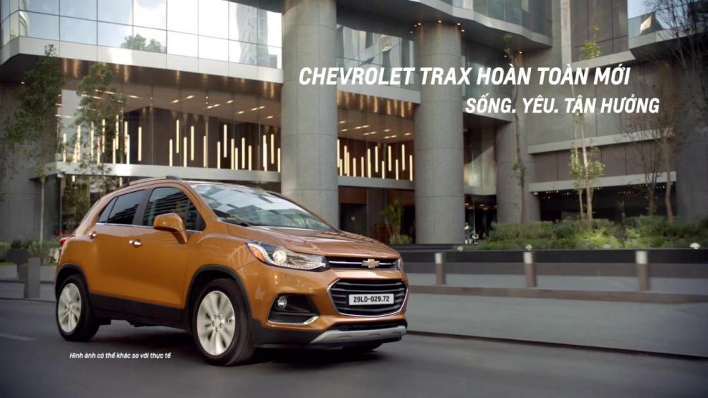 Vẻ ngoài hầm hố Chevrolet Trax