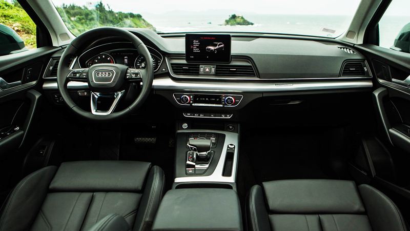 nội thất Audi Q5