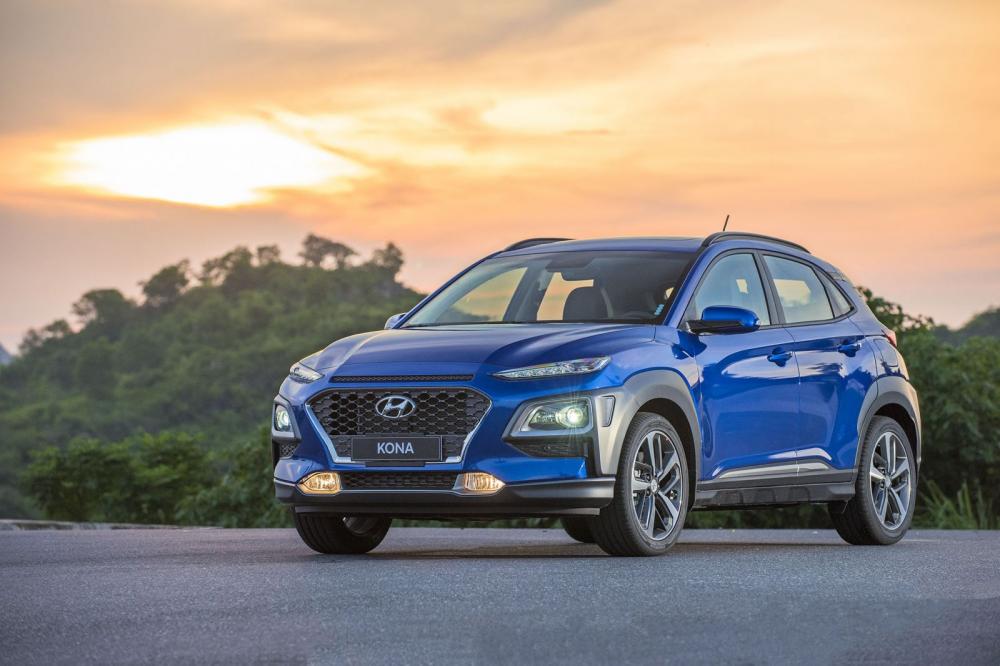 Hyundai Kona ra sức đánh bật thế ''đôc tôn" của EcoSport trong phân khúc SUV hạng B.