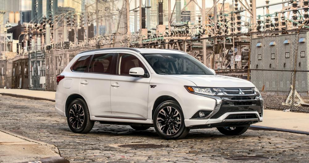 Mitsubishi Outlander 2018: Nổi bật với thiết kế hoàn hảo 