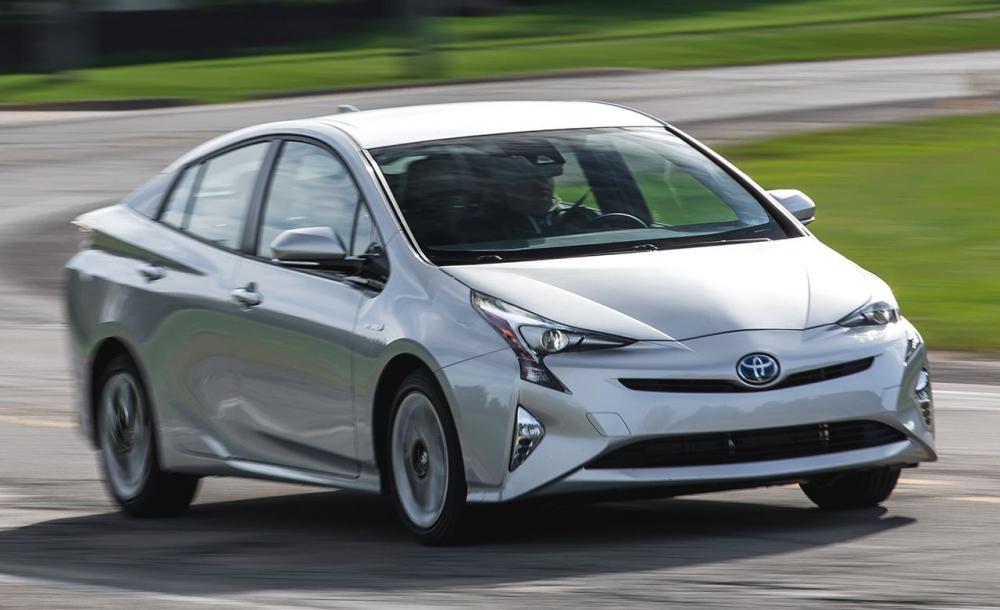 Điểm danh 10 mẫu xe vẫn hoạt động tốt sau 15 năm sử dụng - Toyota Prius.