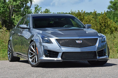 Top 10 xe ô tô 4 cửa tốt nhất hiện nay: Cadillac CTS-V 2019.