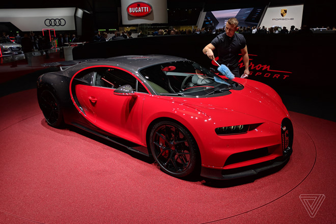 Bugatti Chiron Sport - 3,26 triệu USD.
