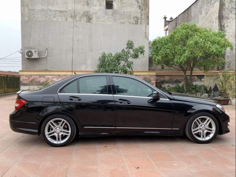 Giá tiền tỷ Mercedes C300 AMG có đủ chất