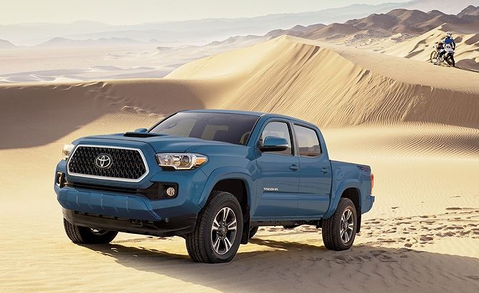 Điểm danh 10 mẫu xe ít rớt giá nhất sau 5 năm sử dụng - Toyota Tacoma.