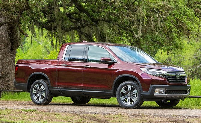 Điểm danh 10 mẫu xe ít rớt giá nhất sau 5 năm sử dụng - Honda Ridgeline.