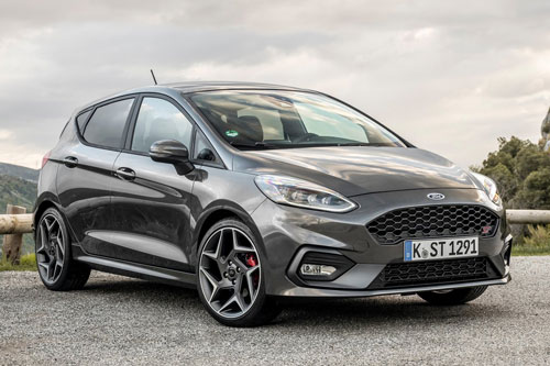 Top 10 mẫu xe thể thao giá rẻ tốt nhất: Ford Fiesta ST 2019.