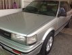 Nissan Bluebird 1988 - Cần bán Nissan Bluebird sản xuất 1988, màu bạc, nhập khẩu chính hãng xe gia đình  
