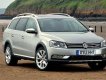 Volkswagen Passat 2016 - Bán Volkswagen Passat Estes, dòng miniva đa dụng, màu vàng cát. LH Hương 0902608293