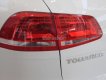 Volkswagen Touareg GP 2016 - Xe nhập Đức Volkswagen Touareg 3.6l GP đời 2016, màu trắng ngọc trai. Tặng 289 triệu tiền mặt - LH 0902608293