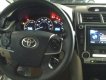 Toyota Camry XLE 2014 - Bán xe Toyota Camry đời 2014, màu vàng, xe nhập