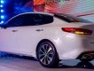 Kia K5 2.0 GAT 2017 - Cần bán Kia Optima K5 2017, xe thể thao hạng sang, màu trắng, giá chỉ 824 triệu