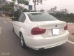 BMW 323i 2009 - Bán ô tô BMW 323i đời 2009 màu trắng, giá chỉ 555 triệu, xe nhập