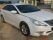 Hyundai Sonata  MT 2010 - Bán Hyundai Sonata MT đời 2010, màu trắng số sàn