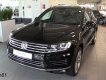 Volkswagen Touareg GP 2014 - Xe nhập Đức gầm cao Volkswagen Touareg 3.6l GP đời 2014, màu đen. Tặng BHVC+3M, LH Hương: 0902608293